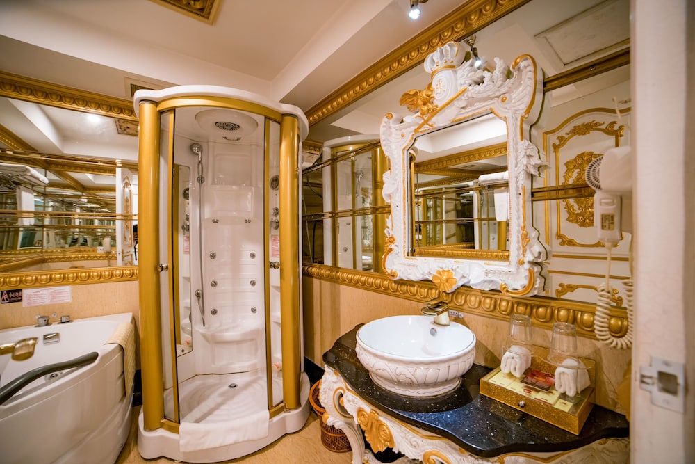 Standard Twin Room - Photo 6