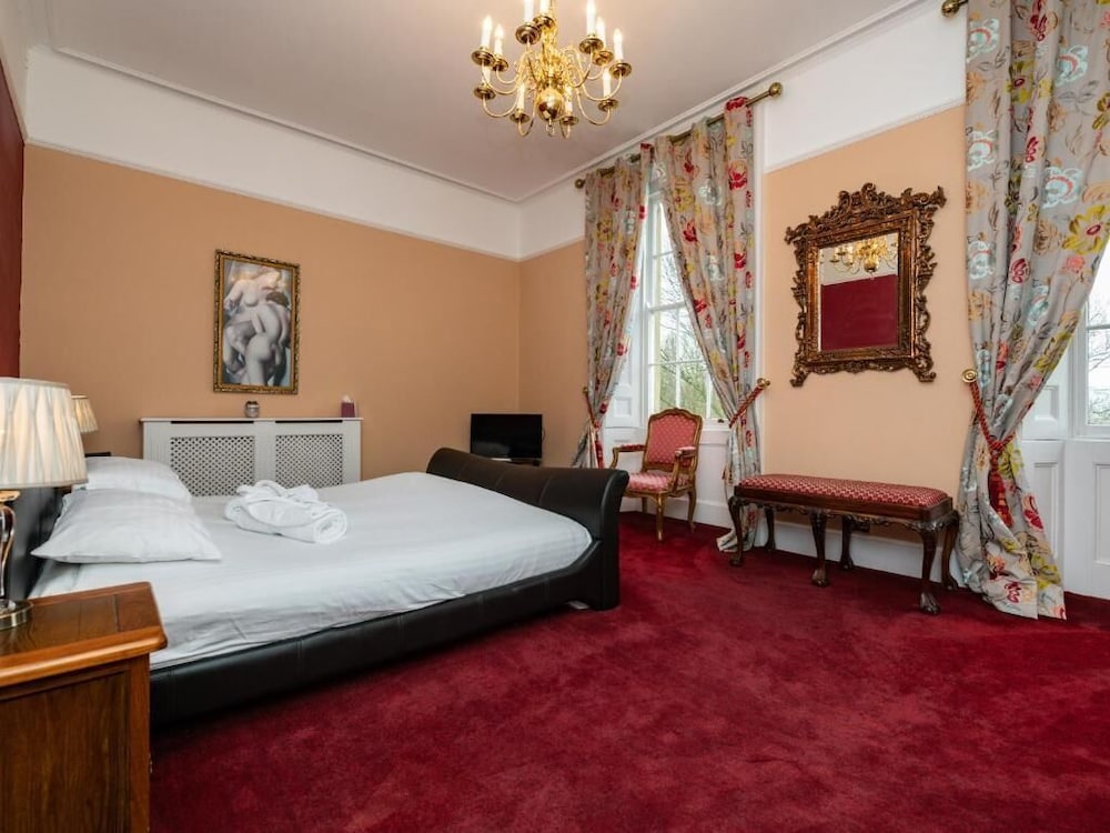 Deluxe Double Room, Garden View