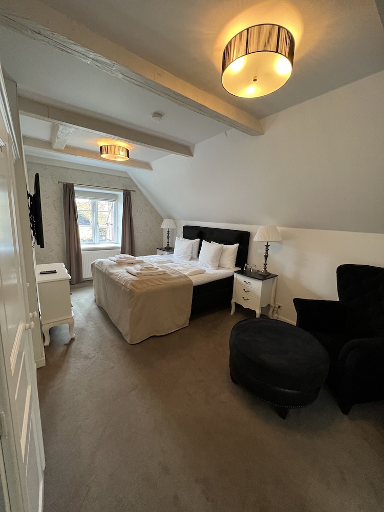 Standard Suite photo 1