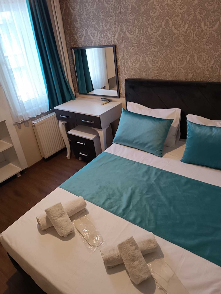Deluxe Double Room photo 3