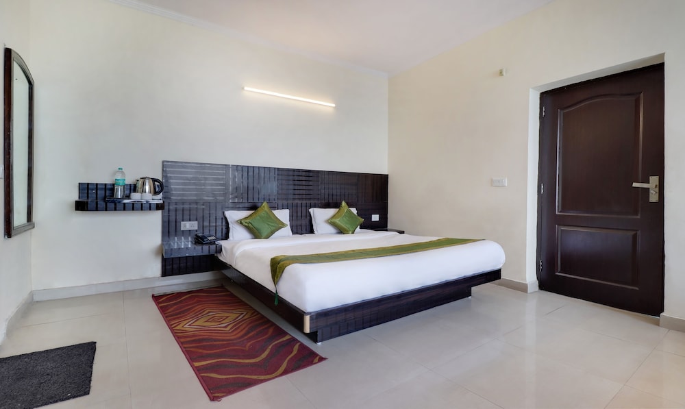 Premium Room, 1 King Bed