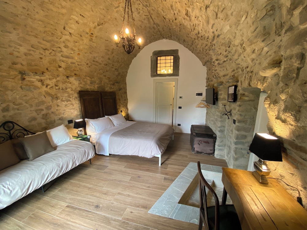 Suite, Mountain View