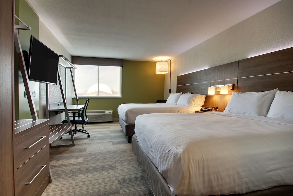 Standard Room, 2 Queen Beds, Accessible (Communications/Mobility Accessible) - Photo 5