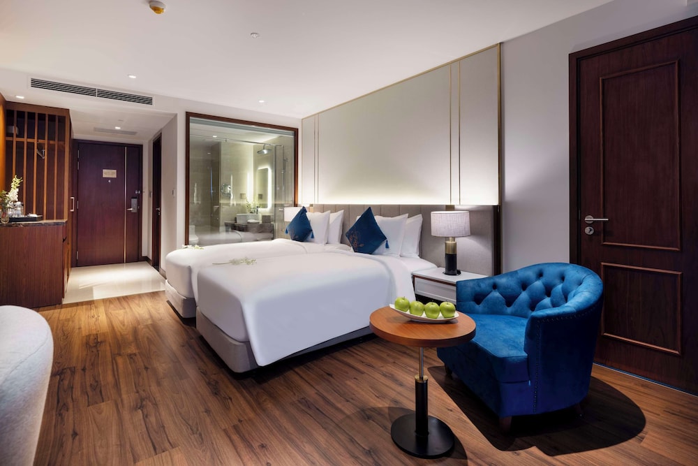 Premier Room, 2 Twin Beds, Balcony, Sea View photo 1