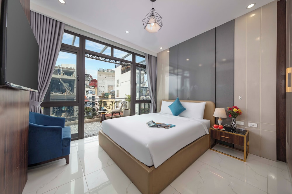 Deluxe Double Room, City View