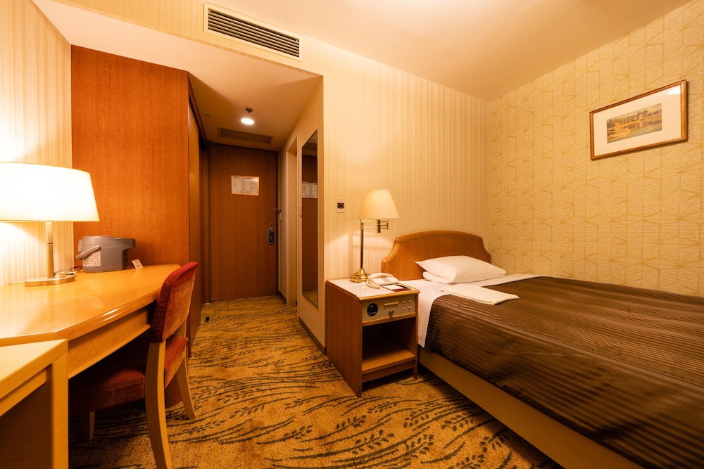 Small Double Room, City View, Smoking photo 3
