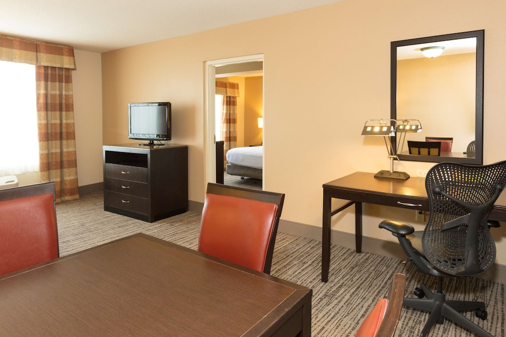 Suite, Accessible - Photo 1
