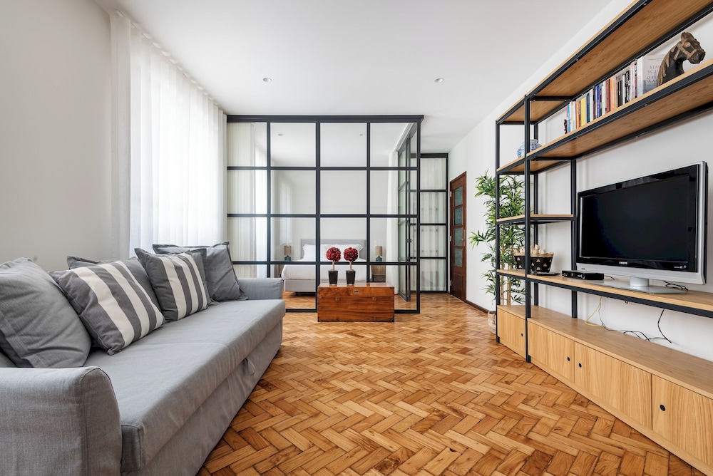 Apartment (1 Bedroom)