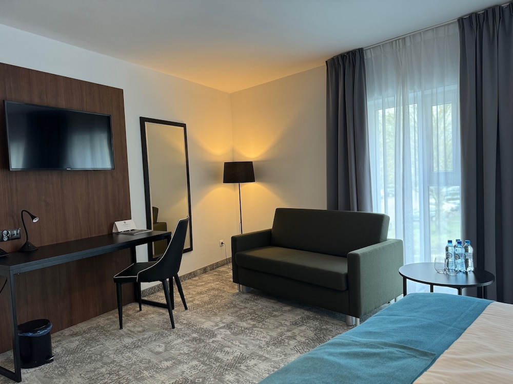 Family Double Room, 1 Queen Bed