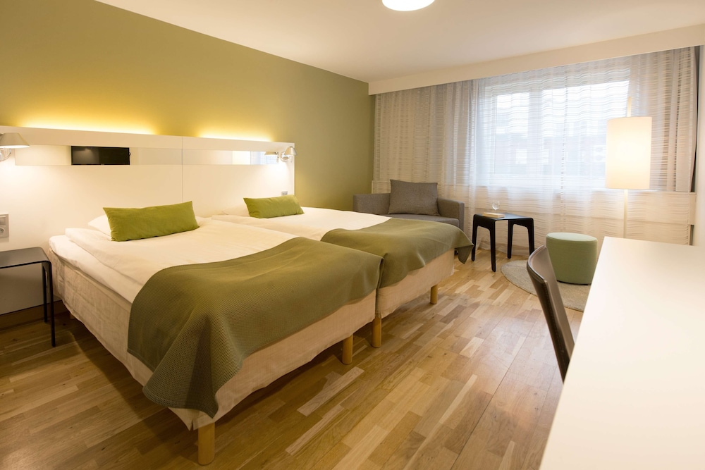 Twin Room - Photo 2