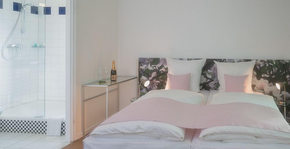 Standard Double Room photo 3