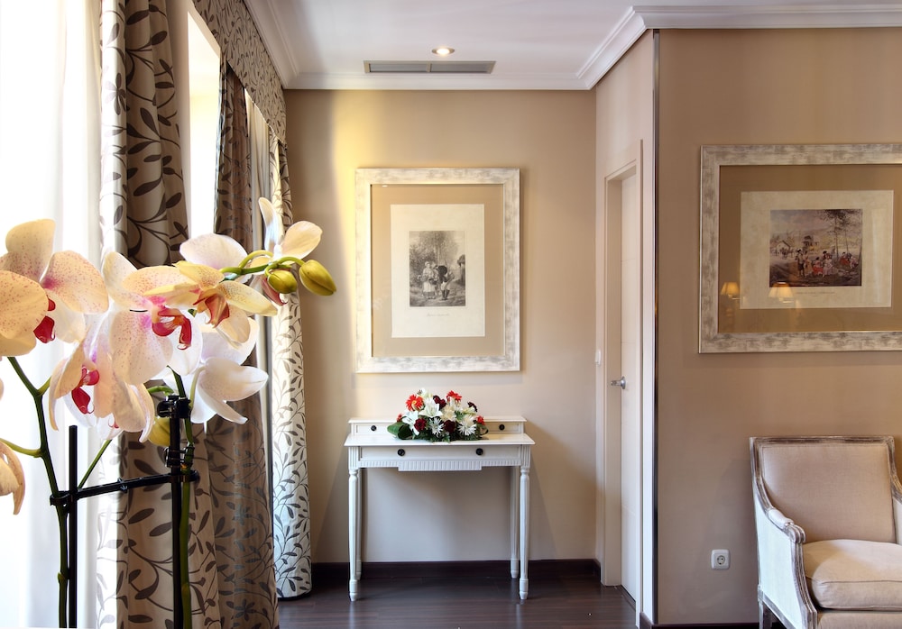 Premium Double Room - Photo 5