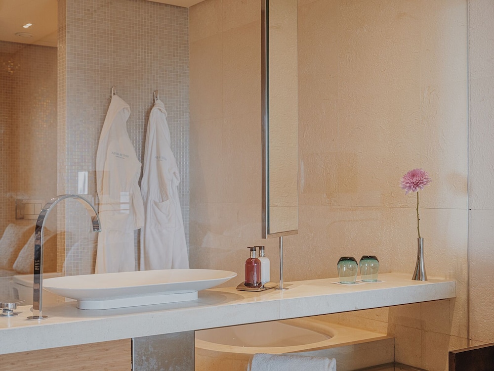 Junior Studio Suite, Terrace, Sea View - Photo 2