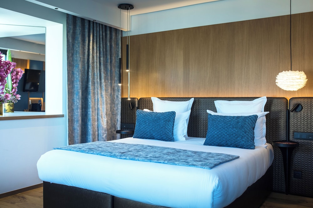 Premium Double or Twin Room, Lake View