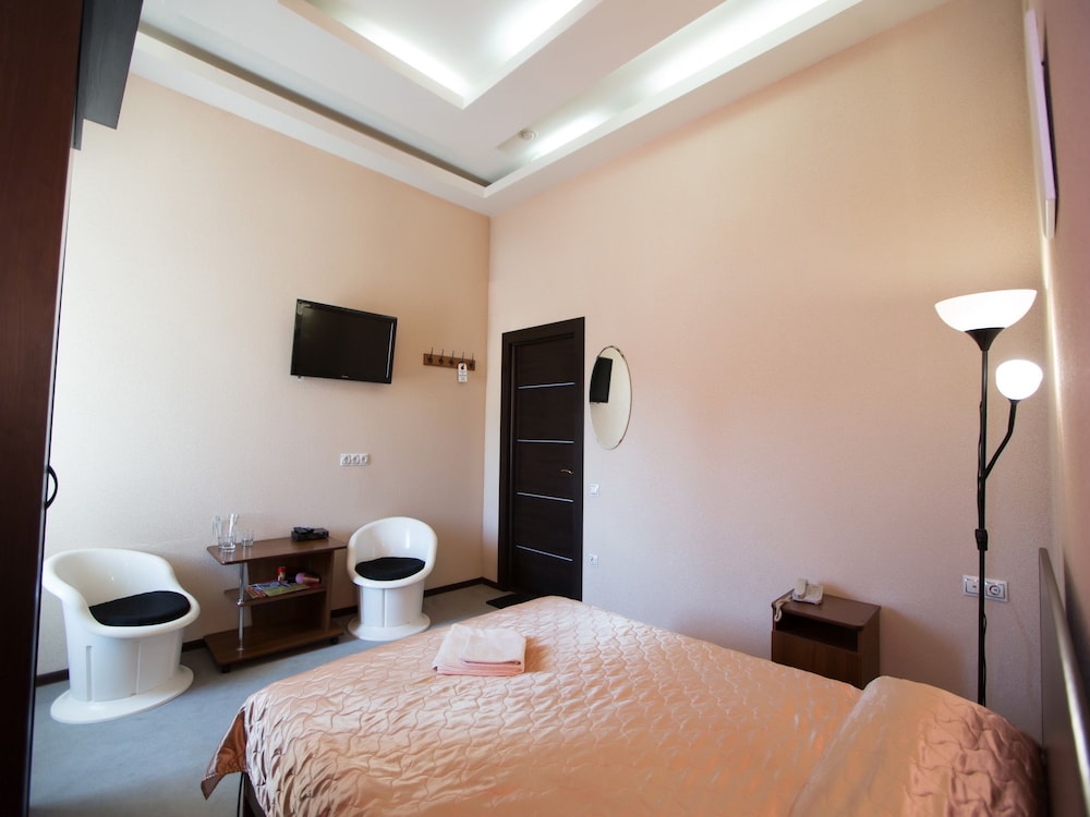 Junior Suite, 1 Queen Bed photo 3