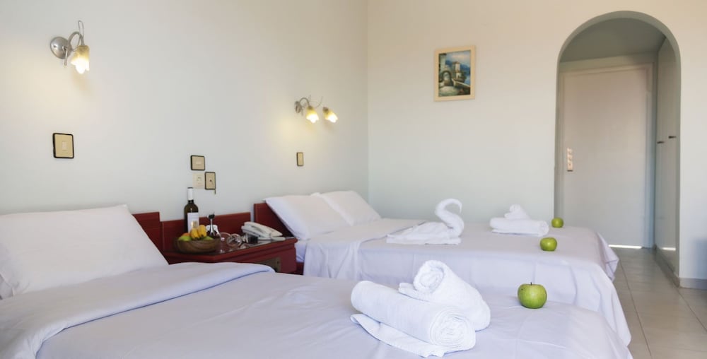 Standard Triple Room photo 1