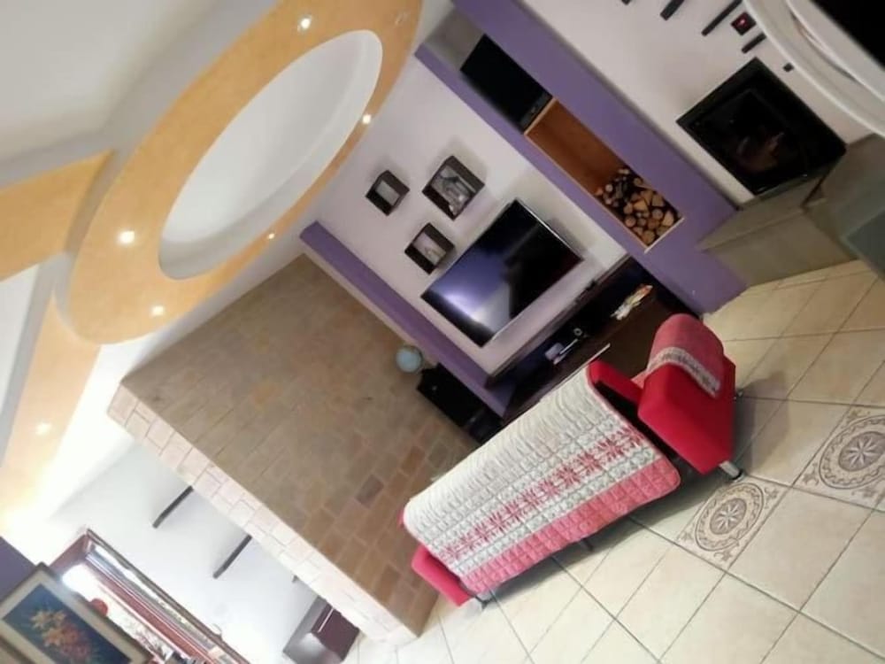 Apartment, 3 Bedrooms, Smoking, Balcony photo 2