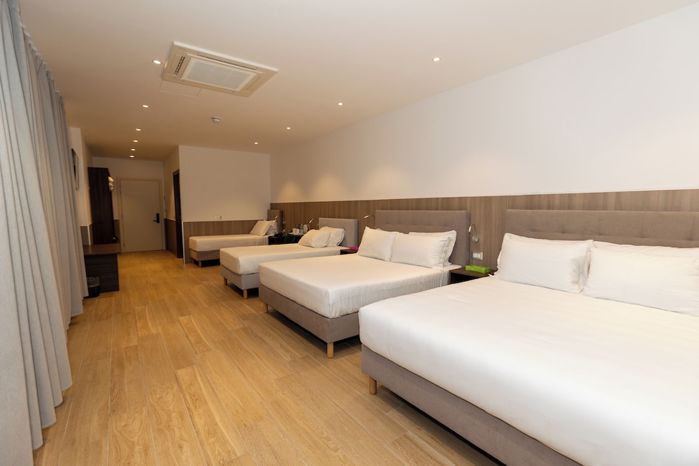 Basic Quadruple Room