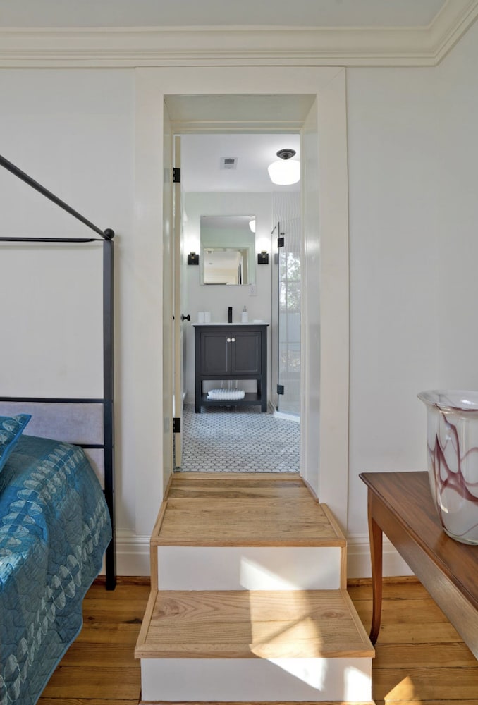 The Blue Room photo 2