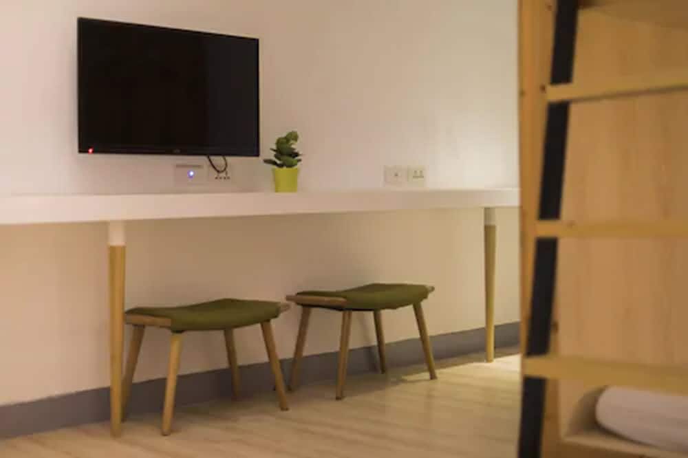 Quadruple Room photo 3