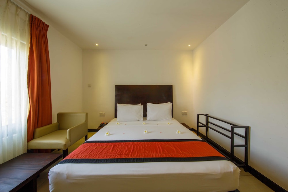 Standard Double Room, City View - Photo 1