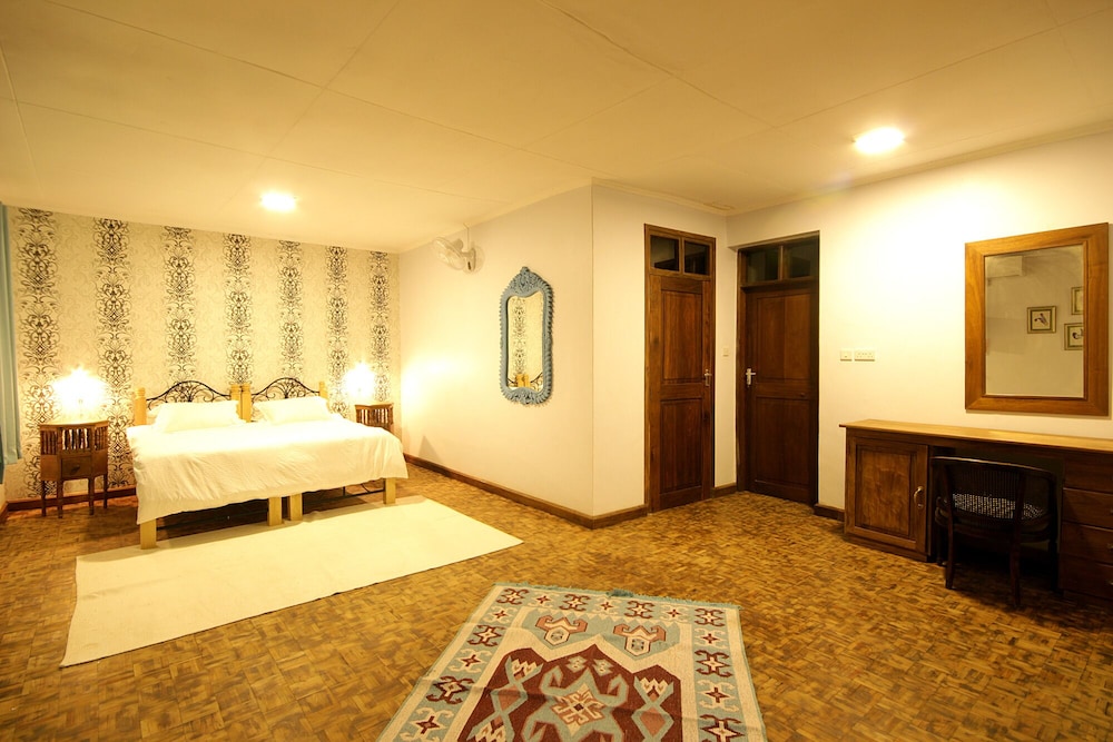 Family Quadruple Room, Multiple Beds, Mountain View