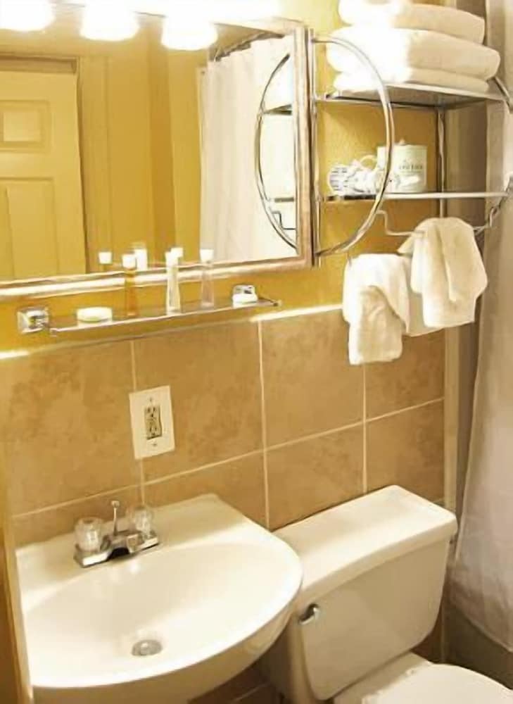 Traditional Double Room, 1 Double Bed - Photo 4