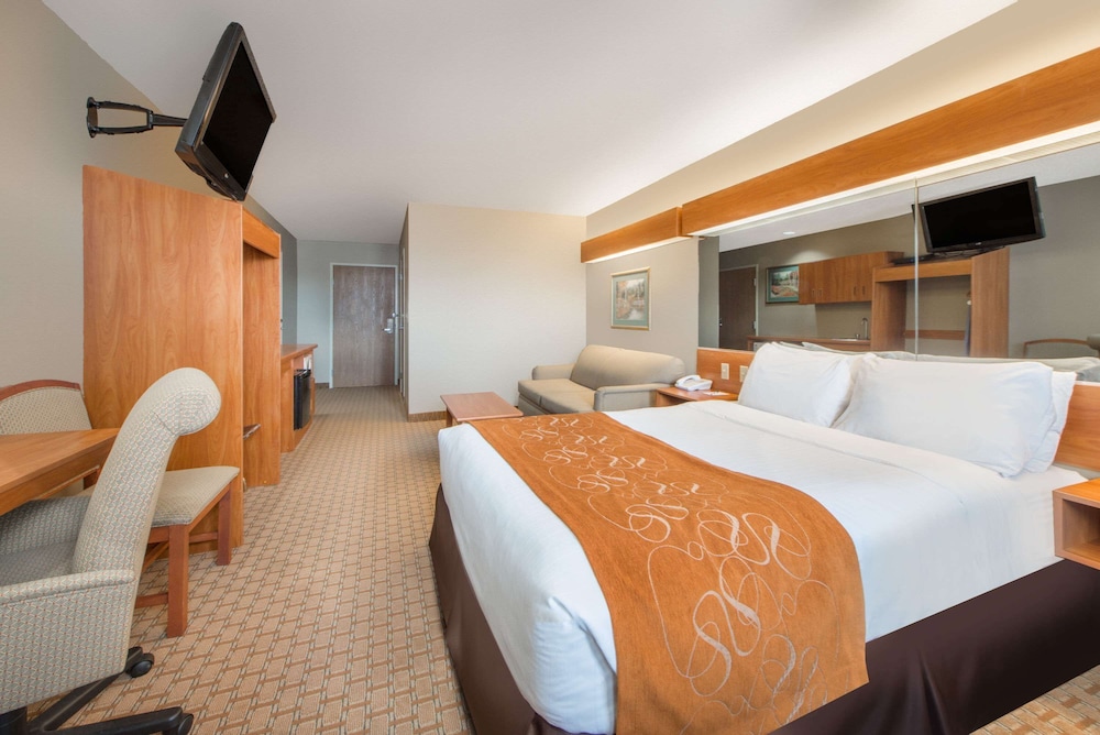 Standard Room, 2 Queen Beds, Accessible photo 1