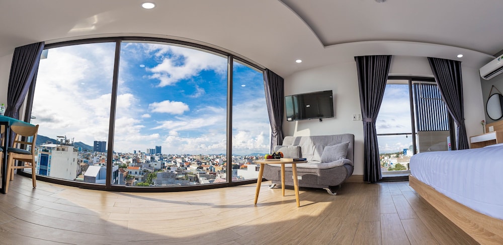 Deluxe Room - Photo 1