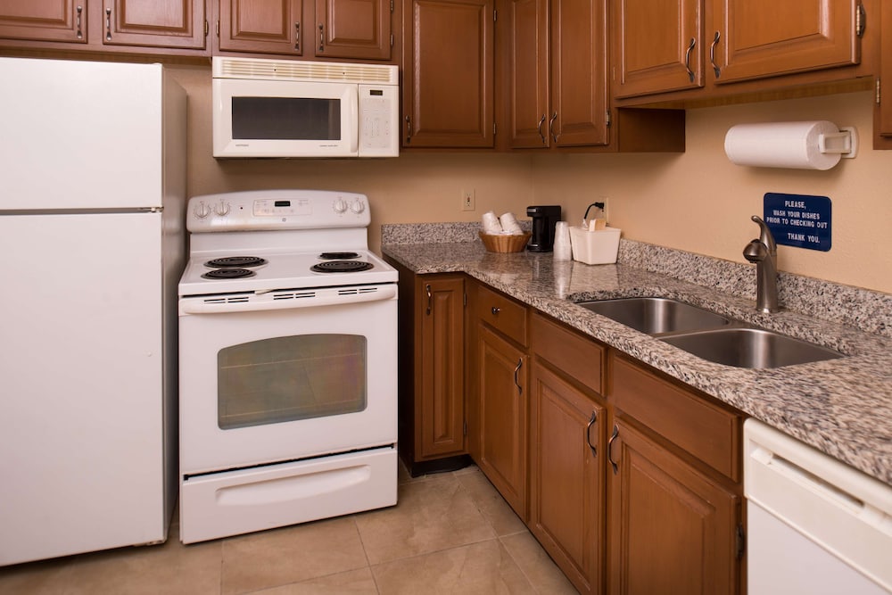 Suite, Multiple Beds, Non Smoking, Kitchen, photo 6