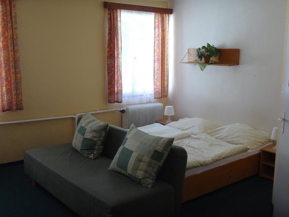 Standard Triple Room photo 3