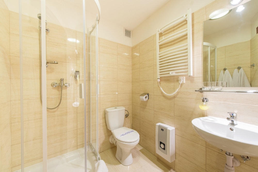 Standard Triple Room - Photo 4