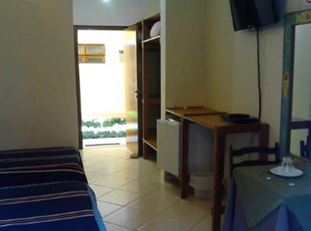 Standard Single Room, 2 Twin Beds, Accessible, Private Bathroom photo 2