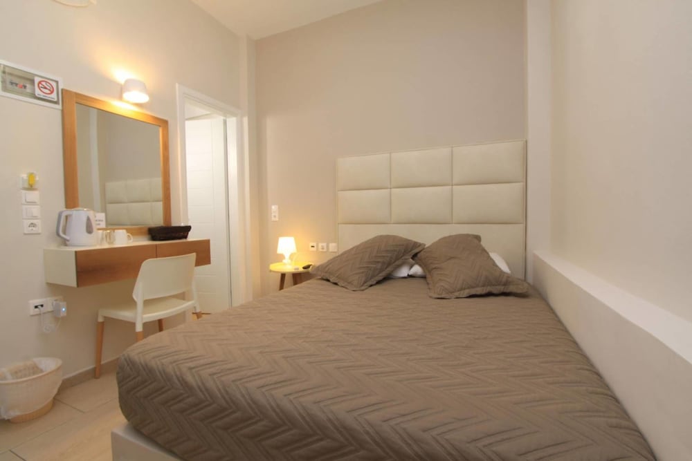 Standard Triple Room - Photo 5