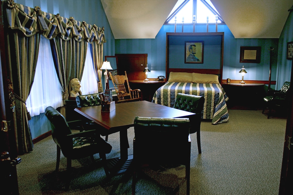 Standard Double Room, Ensuite (Abe Lincoln Suite) photo 2