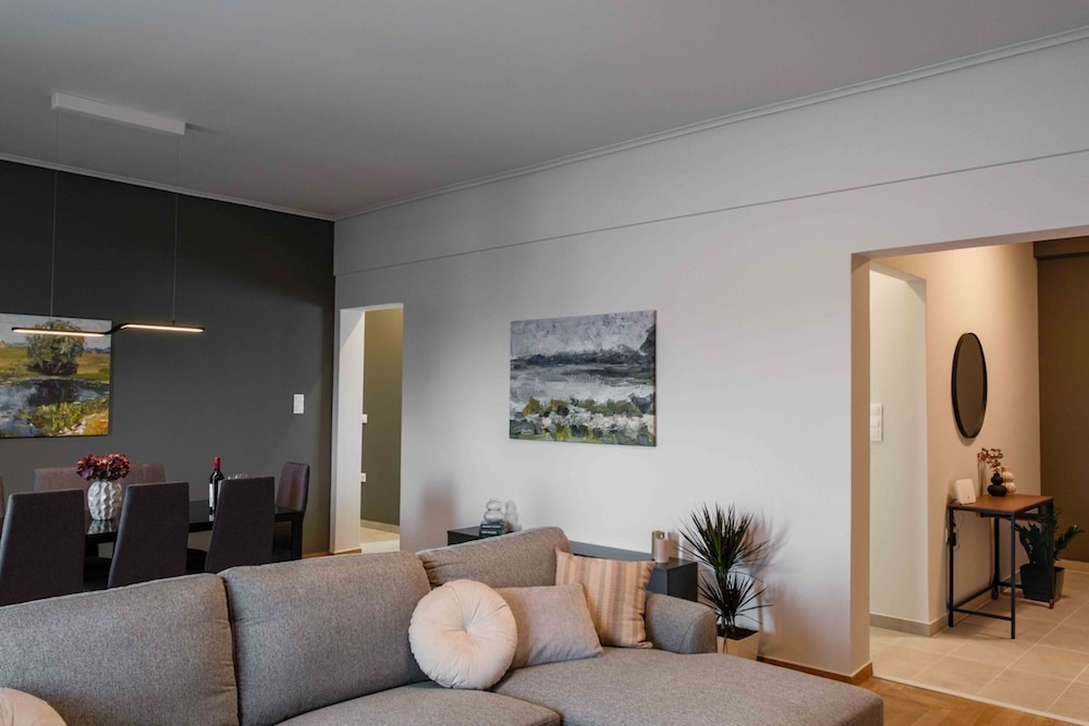 Apartment photo 1