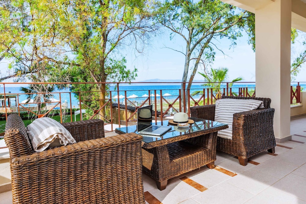 Executive Villa, 3 Bedrooms photo 1