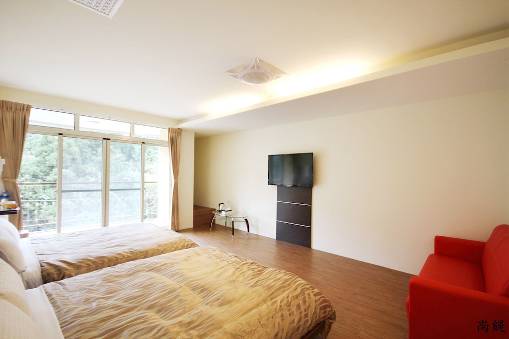 Premium Quadruple Room photo 2