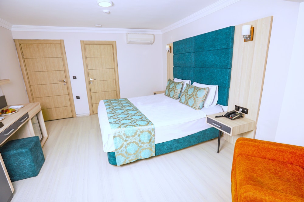 Traditional Room photo 1