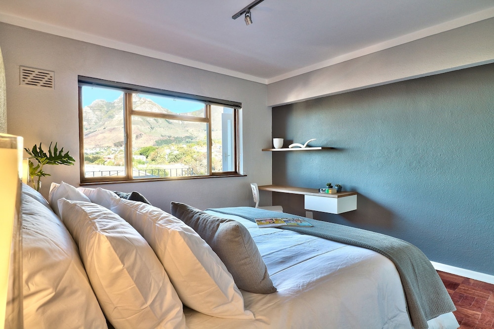 Luxury Apartment, 2 Bedrooms, Mountain View