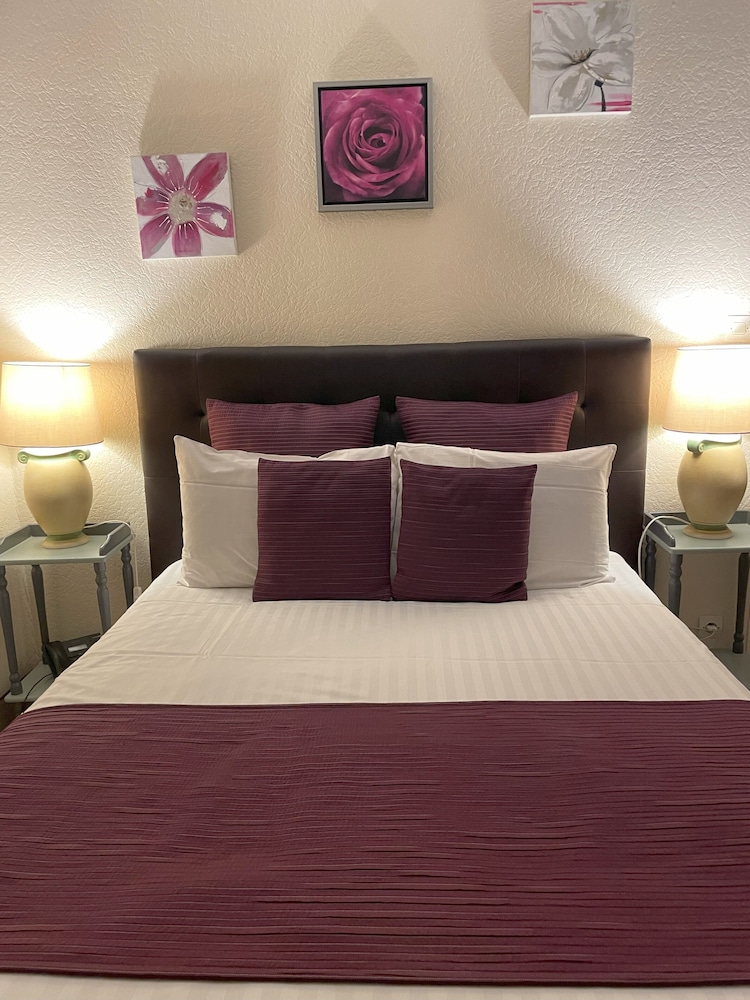 Comfort Double Room - Photo 4