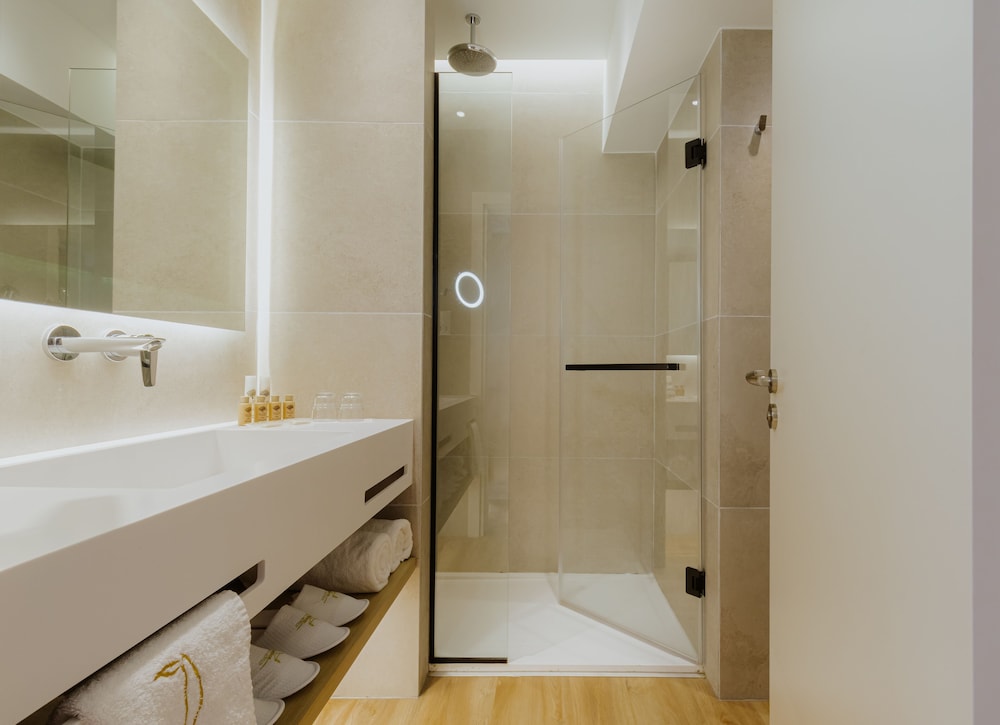 Superior Room - Photo 5