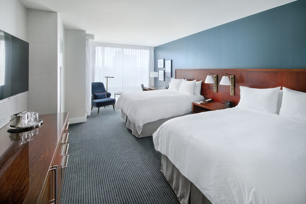 Classic Room, 2 Double Beds (West Side View) - Photo 4