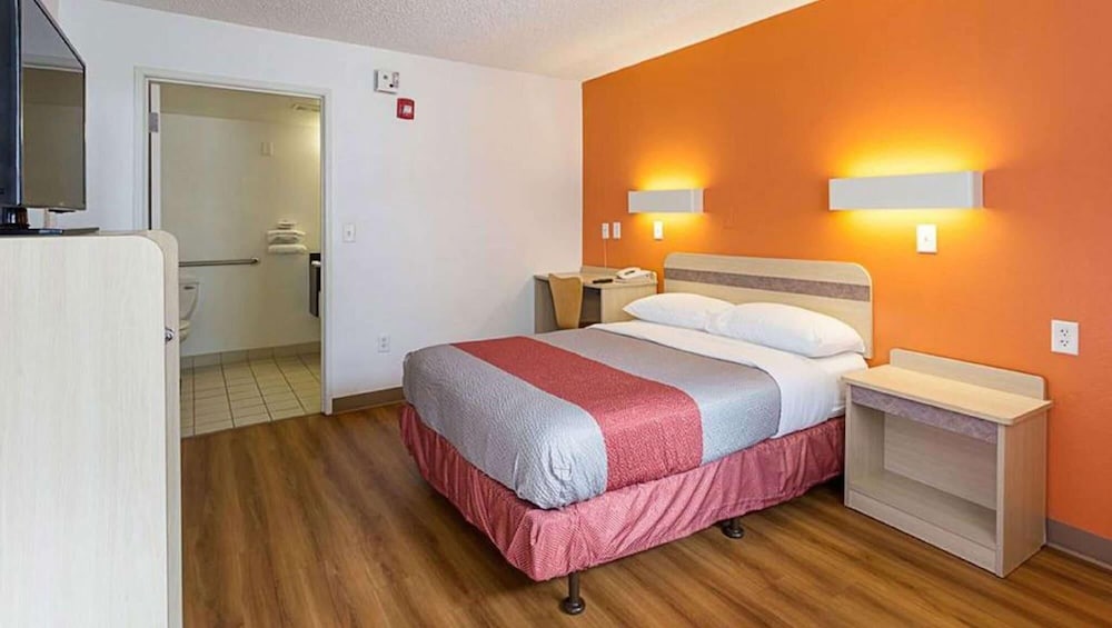 Single Room photo 1