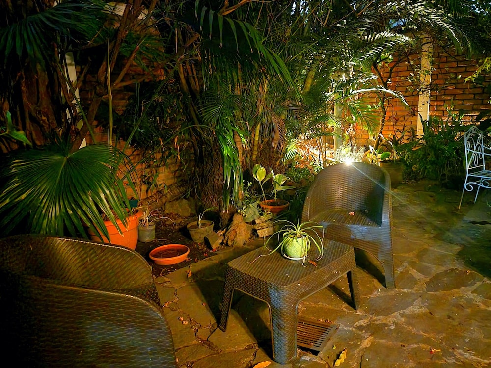 Economy Double Room, 1 Double Bed, Shared Bathroom, Garden View photo 2