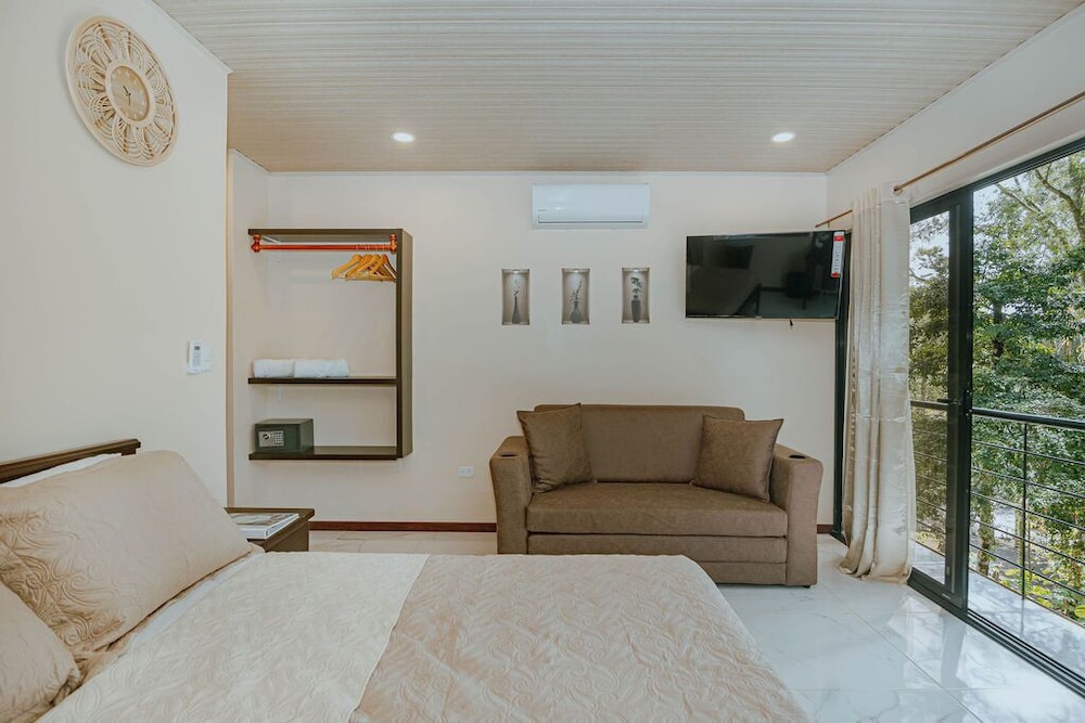 Family Room photo 1
