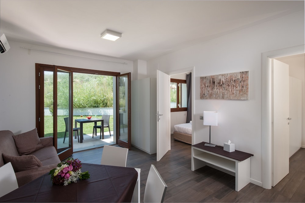 Superior Apartment photo 1