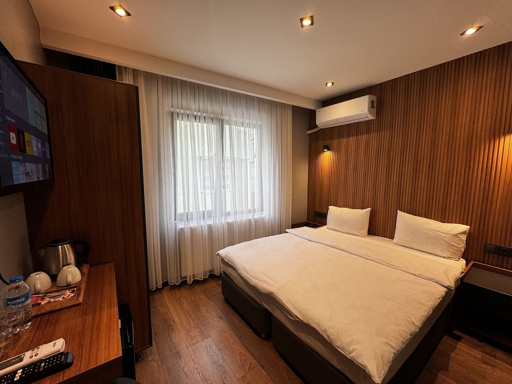 Economy Double Room - Photo 4