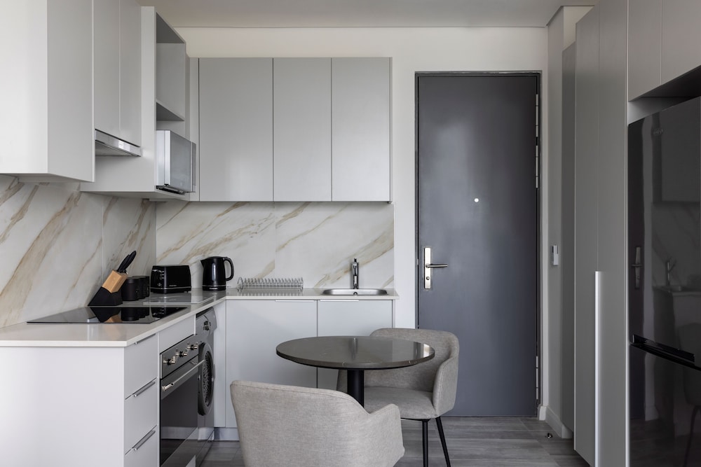 Apartment - Photo 10