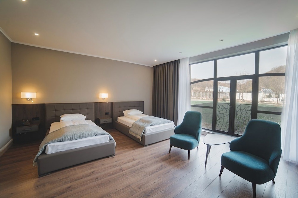 Superior Twin Room photo 3